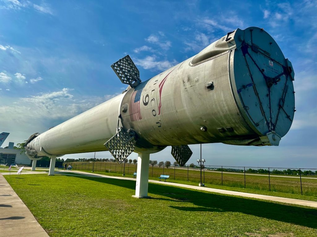 SpaceX、Falcon 9で50回目の打ち上げ成功、Starlink衛星25機を軌道へ
