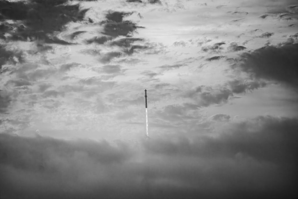 SpaceX スターシップV3の打ち上げ直前中止