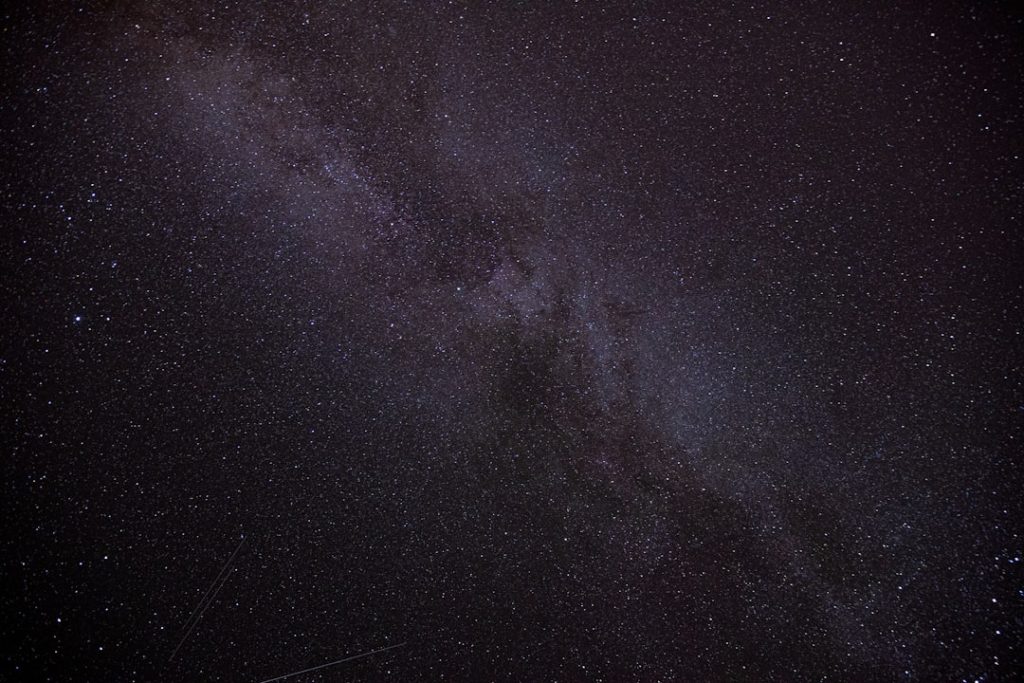 大マゼラン雲が銀河系に初接近？NASA最新発見