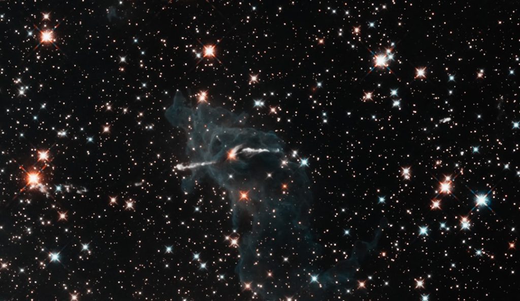 ウェッブ宇宙望遠鏡が明かす初期宇宙の巨大星団形成