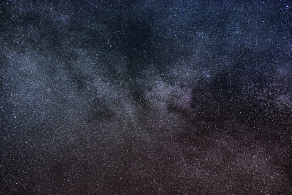 海王星外の準惑星が謎の大気を獲得
