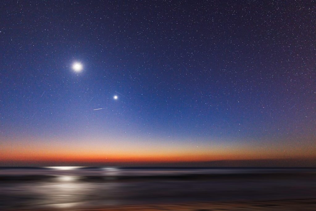木星と金星の接近現象を観察しよう：6月9日の合の見どころ