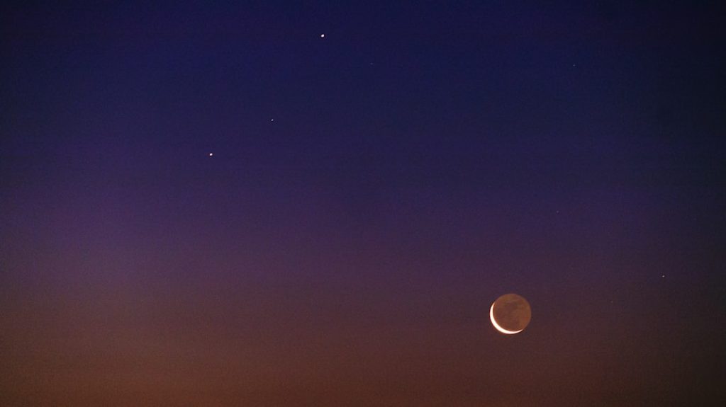 月と土星の接近現象2026年6月10日