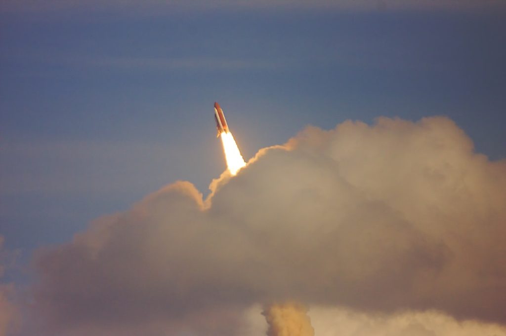 英国、2026年に新宇宙戦略を発表へ