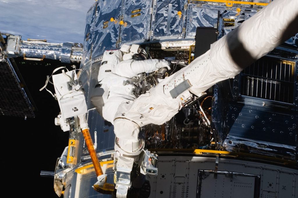 衛星ロボットが宇宙で修理、NASAのRSM2026年打ち上げ