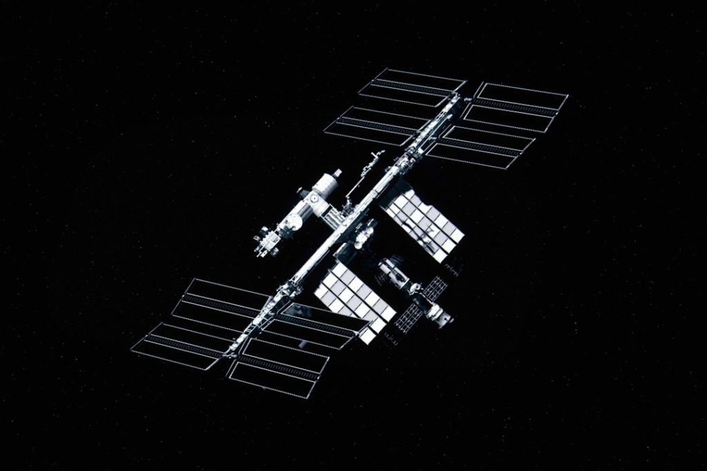 ISS新クルー到着、宇宙飛行士の長期滞在ミッション開始