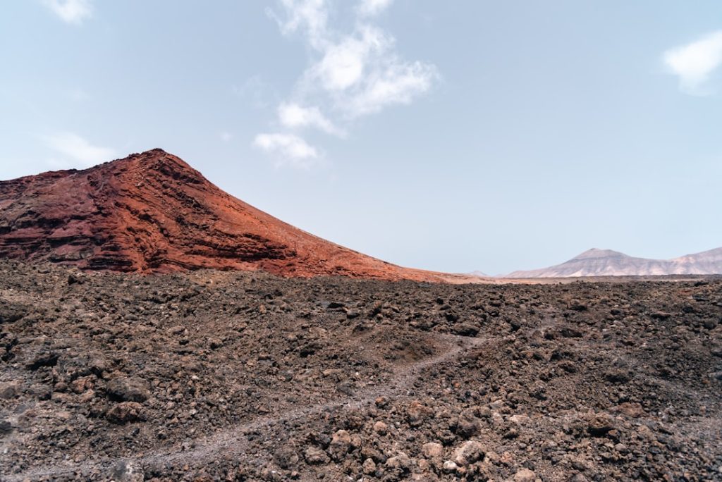 パーサヴィアランスが火星の月の背後に地球が消える現象を捉えた