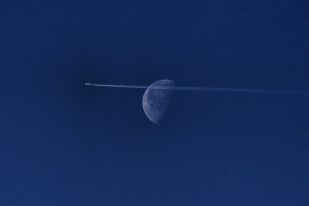 ファルコン9月面衝突、宇宙開発史上初ではない衝突の歴史